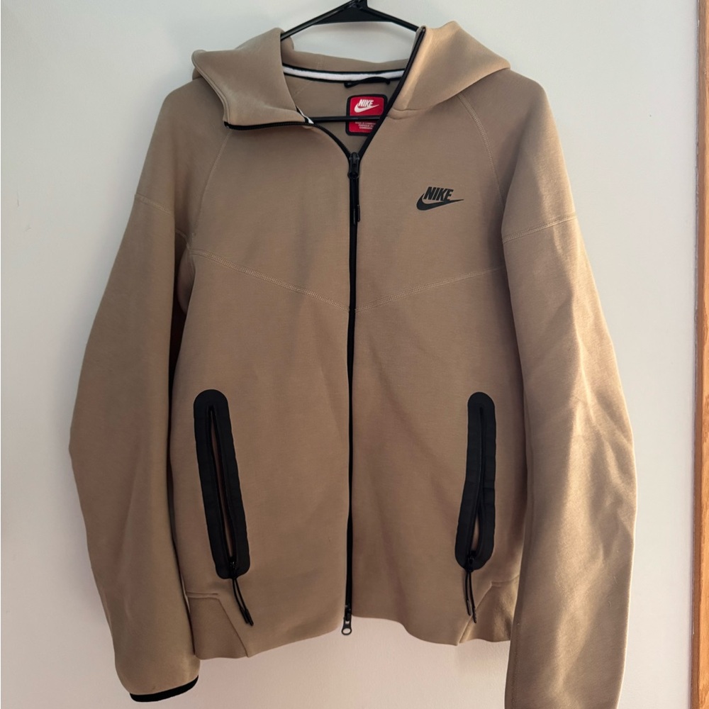 Nike Women’s Tan Jacket